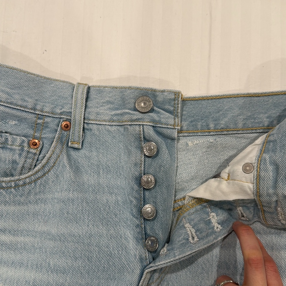 NWOT Levi’s 501 High Rise Denim Shorts - Picture 11 of 12